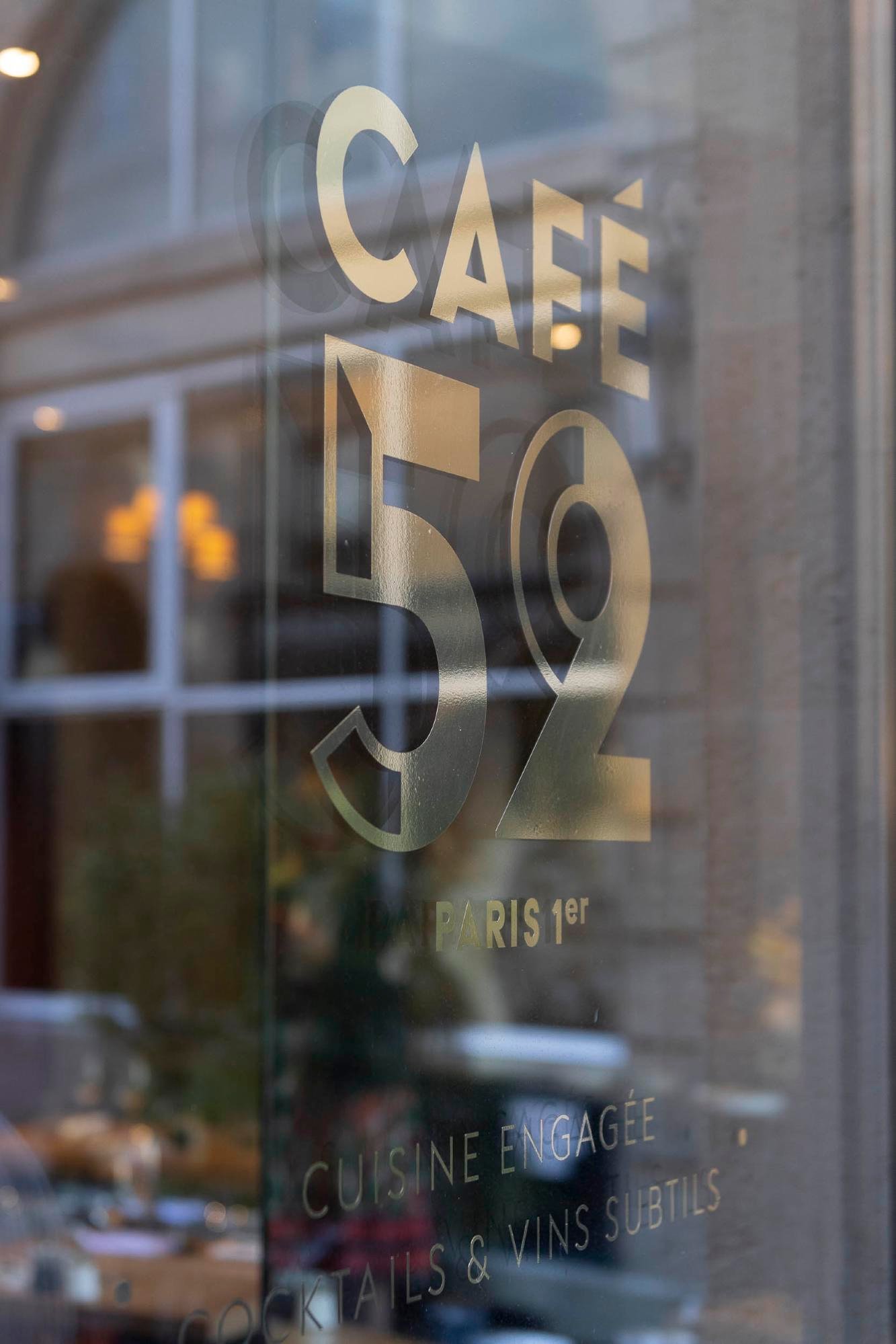 Grand Hotel du Palais Royal | Bar of Café 52